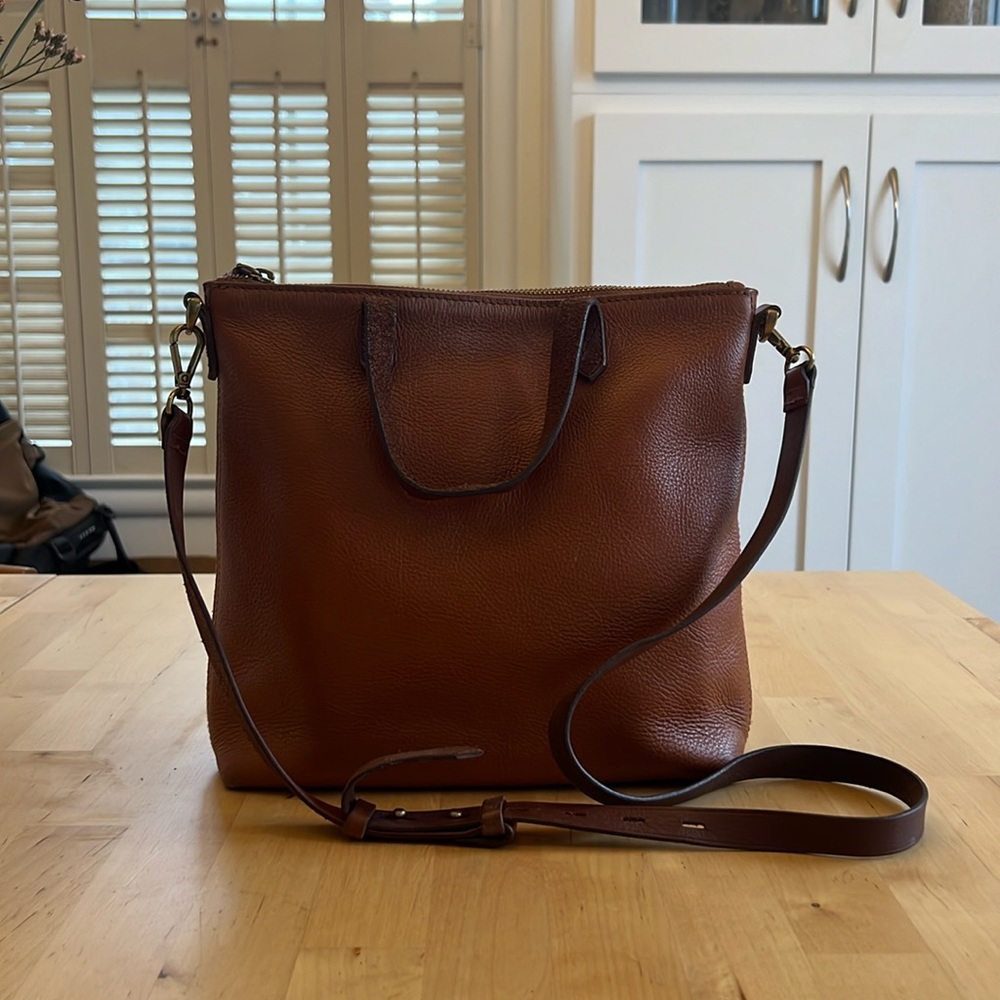 Madewell small tan leather transport tote